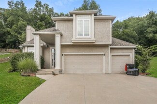 133 NE Misty Meadow Ct, Lees Summit, MO 64064