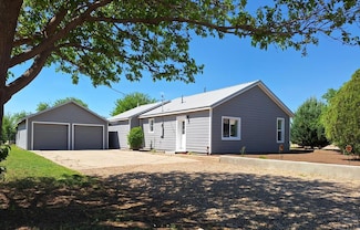 211 W Maplewood St, Walsh, CO 81090