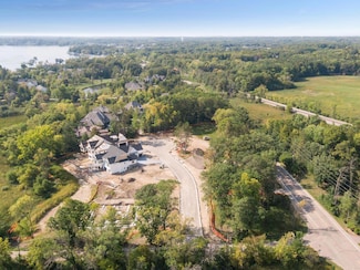 16514 Island Oaks Ct, Wayzata, MN 55391