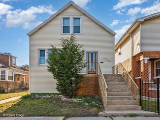 2712 N Oak Park Ave, Chicago, IL 60707