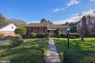 136 Springhouse Rd, Lancaster, PA 17603