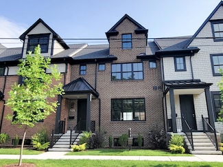 644 Maple St, Plymouth, MI 48170