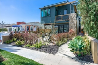 619 1/2 Marguerite Ave, Corona Del Mar, CA 92625