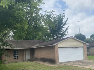 5739 Gatewood St, Houston, TX 77053