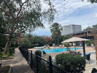 3944 W Alabama St Unit 6, Houston, TX 77027