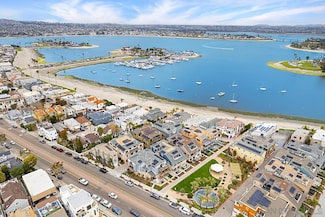 819 Kennebeck Ct, San Diego, CA 92109