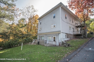 211 Grand Ave Unit 5, Clarks Summit, PA 18411
