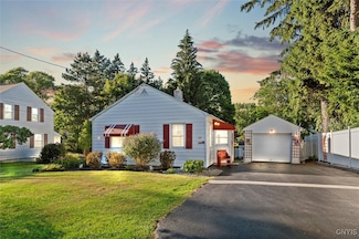 43 Standart Ave, Auburn, NY 13021