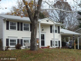 13701 Greenwood Dr, Woodbridge, VA 22193