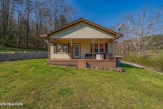 275 White Oak Rd, Oakdale, TN 37829