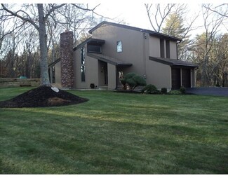 1 Bayview Ave, Berkley, MA 02779