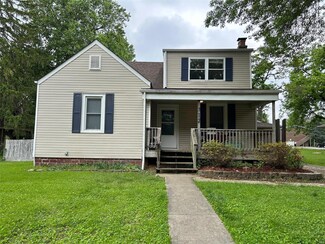 312 N 46th St, Belleville, IL 62226