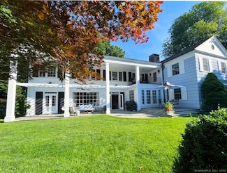 175 Long Lots Rd, Westport, CT 06880
