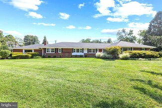 305 Gateswood Rd, Lutherville Timonium, MD 21093