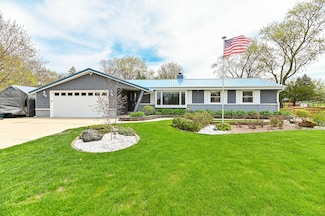 4076 S 104th St, Milwaukee, WI 53228
