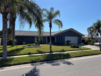 2930 Tuckerstown Dr Unit 4, Sarasota, FL 34231