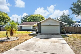 975 N Elder Rd, Sanford, FL 32771