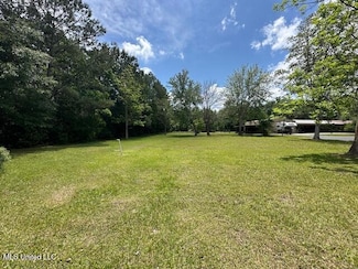 11504 Hazel Bounds Rd, Vancleave, MS 39565