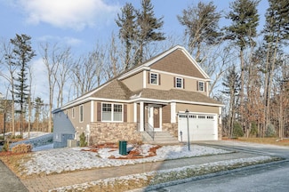 25 Renaissance Cir Unit 29, Salem, NH 03079