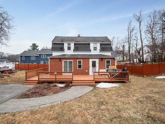 45 Crawford St, Worcester, MA 01604