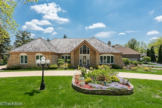 609 Ridgewood Ct, Oak Brook, IL 60523