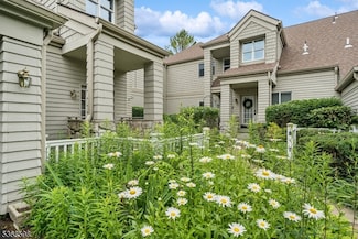 7 Harker Hill Dr Unit 7, Hamburg, NJ 07419