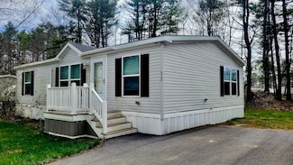 17 Donna Dr, Lisbon, ME 04250