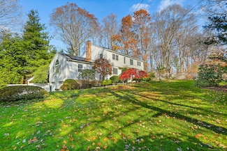 5 Willow Walk, Westport, CT 06880