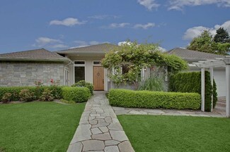 2919 71st Ave SE, Mercer Island, WA 98040