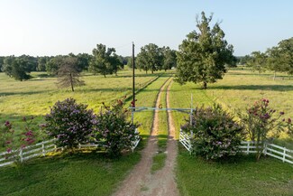1745 County Road 4040, Crockett, TX 75835