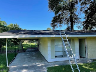 3125 Crestaire Dr, Baton Rouge, LA 70814