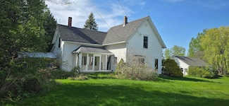 518 Pine Hill Rd, Newport, VT 05855