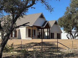 210 Levon Ln, Burnet, TX 78611