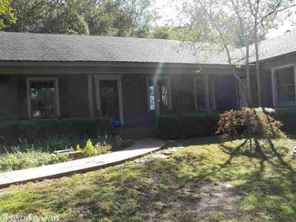204 Liberty St, Star City, AR 71667