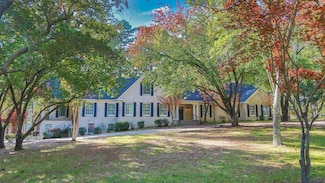 606 W Pinecrest Dr, Marshall, TX 75670