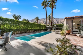349 E Via Altamira, Palm Springs, CA 92262