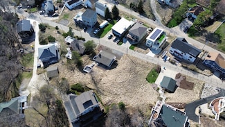 134 Prospect St, Grand Haven, MI 49417