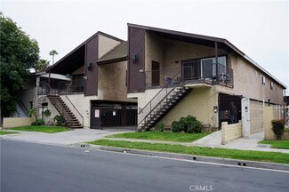 9312 Palm St Unit 206, Bellflower, CA 90706