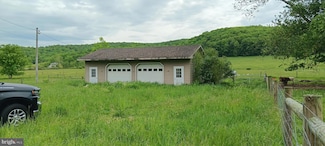 1996 Allegheny Rd, Manns Choice, PA 15550