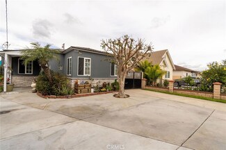1039 W Mcfadden Ave, Santa Ana, CA 92707