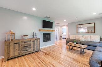 110 Clayton St, San Rafael, CA 94901
