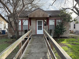125 Richard St, Corpus Christi, TX 78415