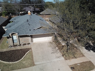 1307 Boardwalk St, Arlington, TX 76011