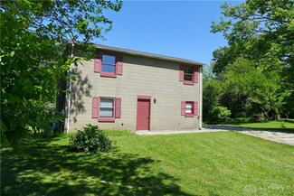 228 Vine Rd, Medway, OH 45341