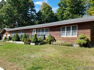 141 Garmon Ave, Old Forge, NY 13420