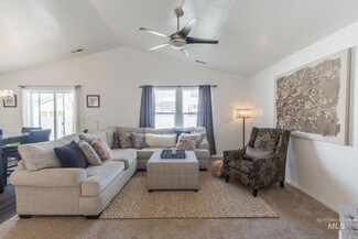 1704 W Sahara Dr, Kuna, ID 83634