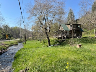 14251 Nickelsville Hwy, Nickelsville, VA 24271