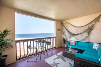 7453 Sunset Harbor Dr Unit 2207, Navarre, FL 32566