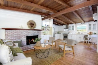 2551 Treasure Dr, Santa Barbara, CA 93105