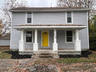 209 N West St, Westport, IN 47283